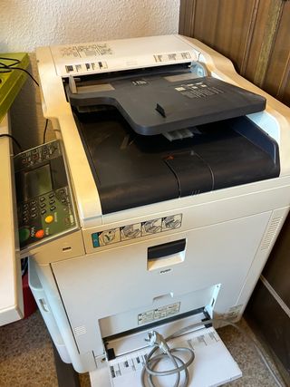 Impresora Multifunción Kyocera Oficina