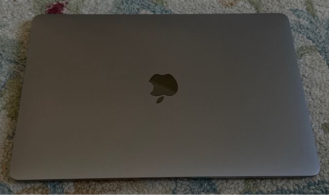 MacBook Air 13.3’ chip M1 8/256
