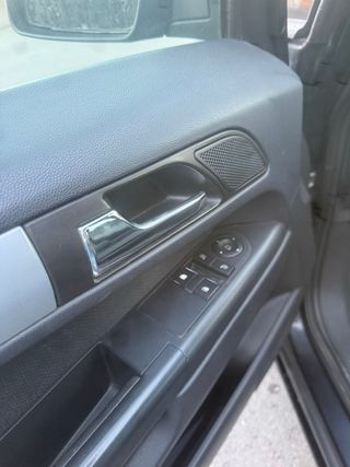 Opel Zafira 1.8 gasolina 2007