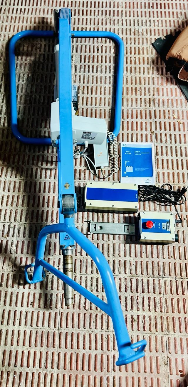 Grúa Eléctrica Piscina Virmedic POOL E-185