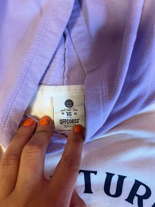 Sudadera niña con capucha y estampado
