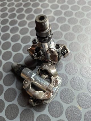Pedales Shimano SPD