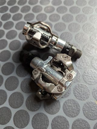 Pedales Shimano SPD