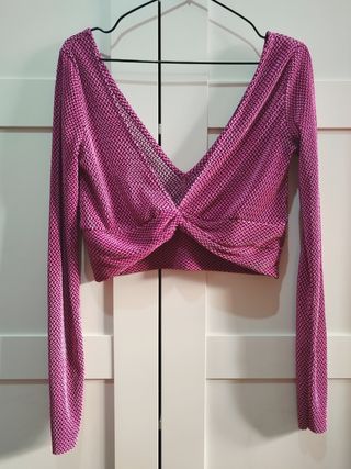Crop top Bershka manga larga rosa