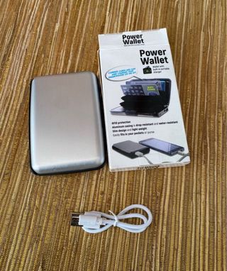 Cartera Power Wallet con Cargador USB