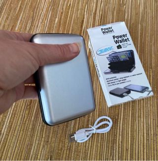 Cartera Power Wallet con Cargador USB