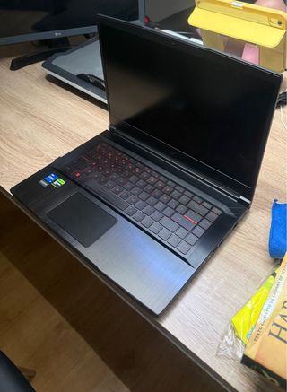 Portátil MSI Gaming GF63 Negro.