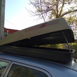 Vendo cofre techo Camper o turosmo