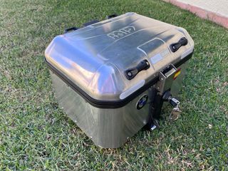 Baúl Givi treker Dolomiti 46L