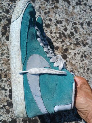 Scarpe Nike Blazer Mid Taglia 40