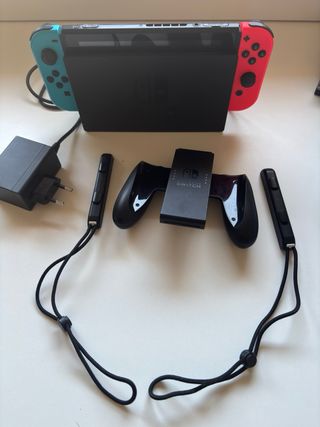 Nintendo Switch Azul y Rojo