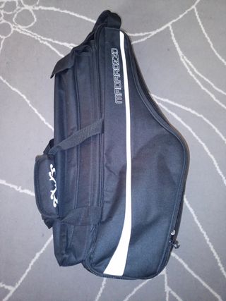 Funda para saxo alto Madarozzo. 