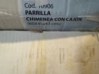 Parrilla chimenea con cajón