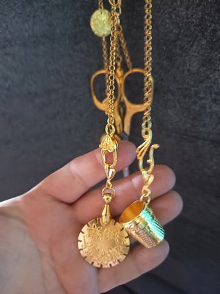 Chatelaine oro y verde