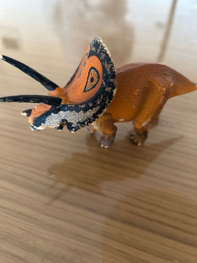 Conjunto Dinosaurios Schleich y Collecta