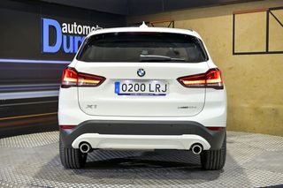 BMW X1   sDrive18dA Corporate 
