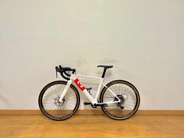 GRAVEL 3T EXPLORO CARBONO T-S