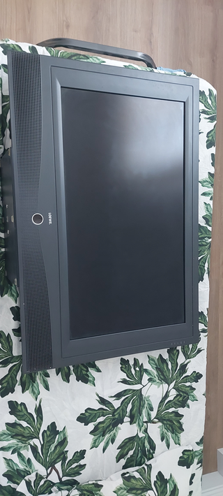 TV Loewe Xelos 37" A37 + Fire Stick ¡De REGALO!