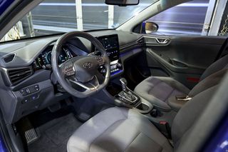 Hyundai IONIQ   1.6 GDI HEV Tecno DT 