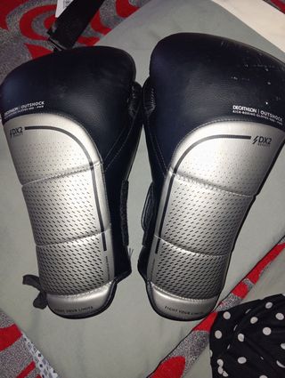 Guantes de Boxeo Decathlon Outshock 500