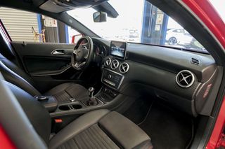 Mercedes Clase A MERCEDES-BENZ  A 200 AMG Line 
