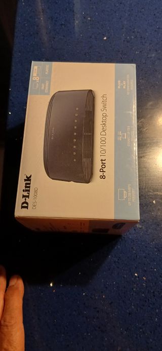 Switch D-Link 8 Puertos DES-1008D