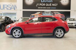 Mercedes GLA MERCEDES-BENZ  GLA 200 d Urban 