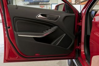 Mercedes GLA MERCEDES-BENZ  GLA 200 d Urban