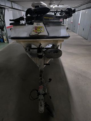 Barco Daganzo Bass 380 con remolque