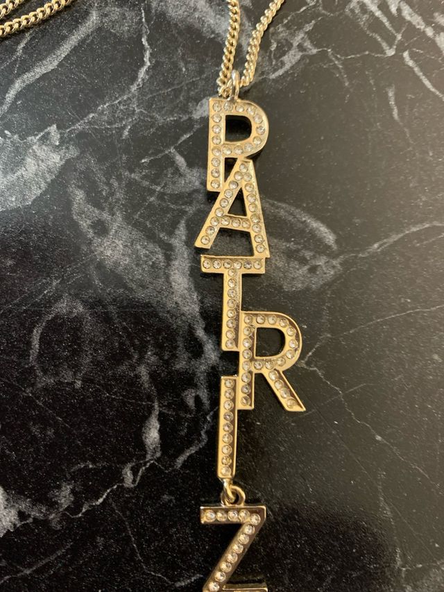 Collana Patrizia Pepe lettere pendenti oro