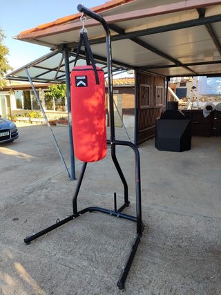 Saco de boxeo rojo