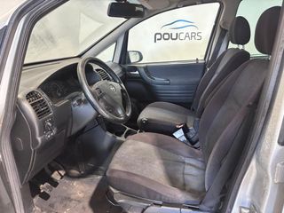Opel Zafira 2.2