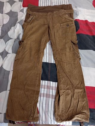 Pantalón marrón premamá