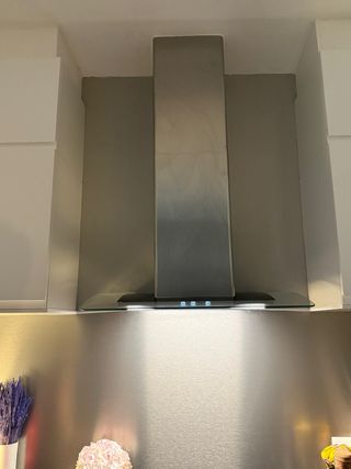 Campana extractora de cocina moderna
