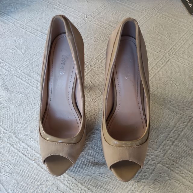 Zapatos Peep Toe Tacón Beige Talla 40