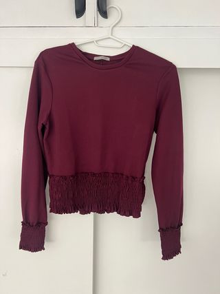 Blusa Zara burdeos fruncida Talla S