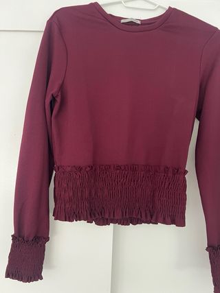 Blusa Zara burdeos fruncida Talla S