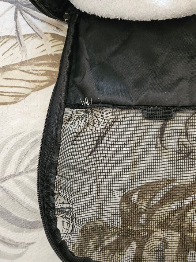 Transportín para mascotas negro y blanco