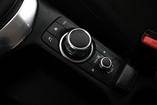 Mazda 2 Black Tech Edition