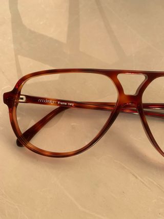 Montura de gafas Modesing. Para graduar .