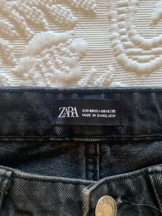 Pantalones vaqueros negros Zara