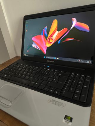 PC HP COMPAQ - W11 PRO – 4GB RAM + 128GB SSD