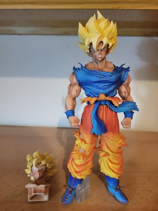 Figura Goku Super Saiyajin Nivel 1 (Dragon Ball Z)