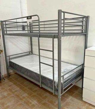 Muebles nuevos y prácticos