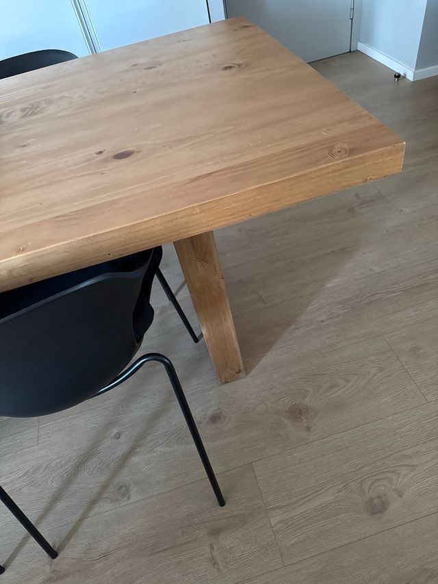 tavolo da pranzo in legno