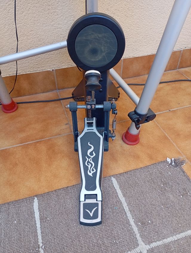 Batería Electrónica. Ojo caja y sonido dañados. 