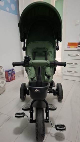 Triciclo para bebé apenas usado