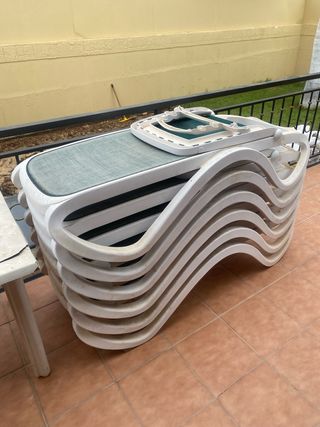 Lettini da piscina impilabili (set di 6)