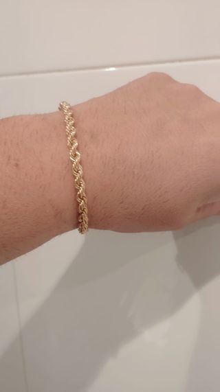 PULSERA ESTILO SALOMONICA, 18 KILATES.