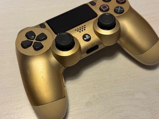 Mando original Ps4 Dorado